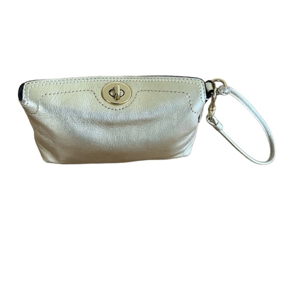 Coach Handbags - COACH Metallic Leather Hamptons Turnlock Wristlet